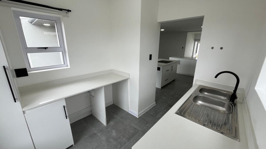 3 Bedroom Property for Sale in Aston Bay Eastern Cape